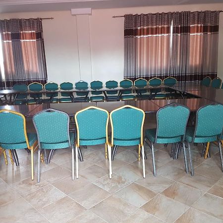 Ceamo Prestige Lodge Lodwar 外观 照片